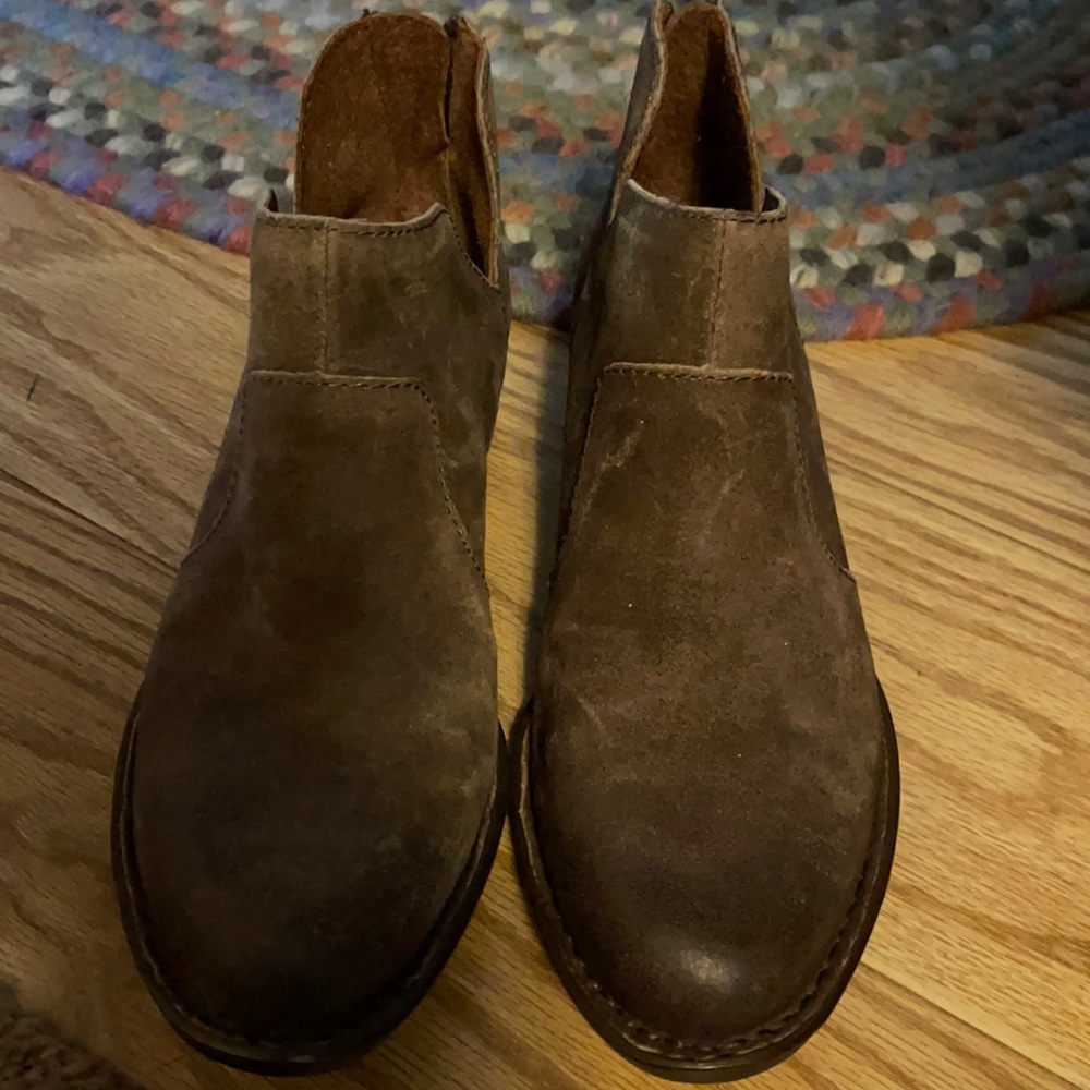 Born . low cut boots. Brown. Leather